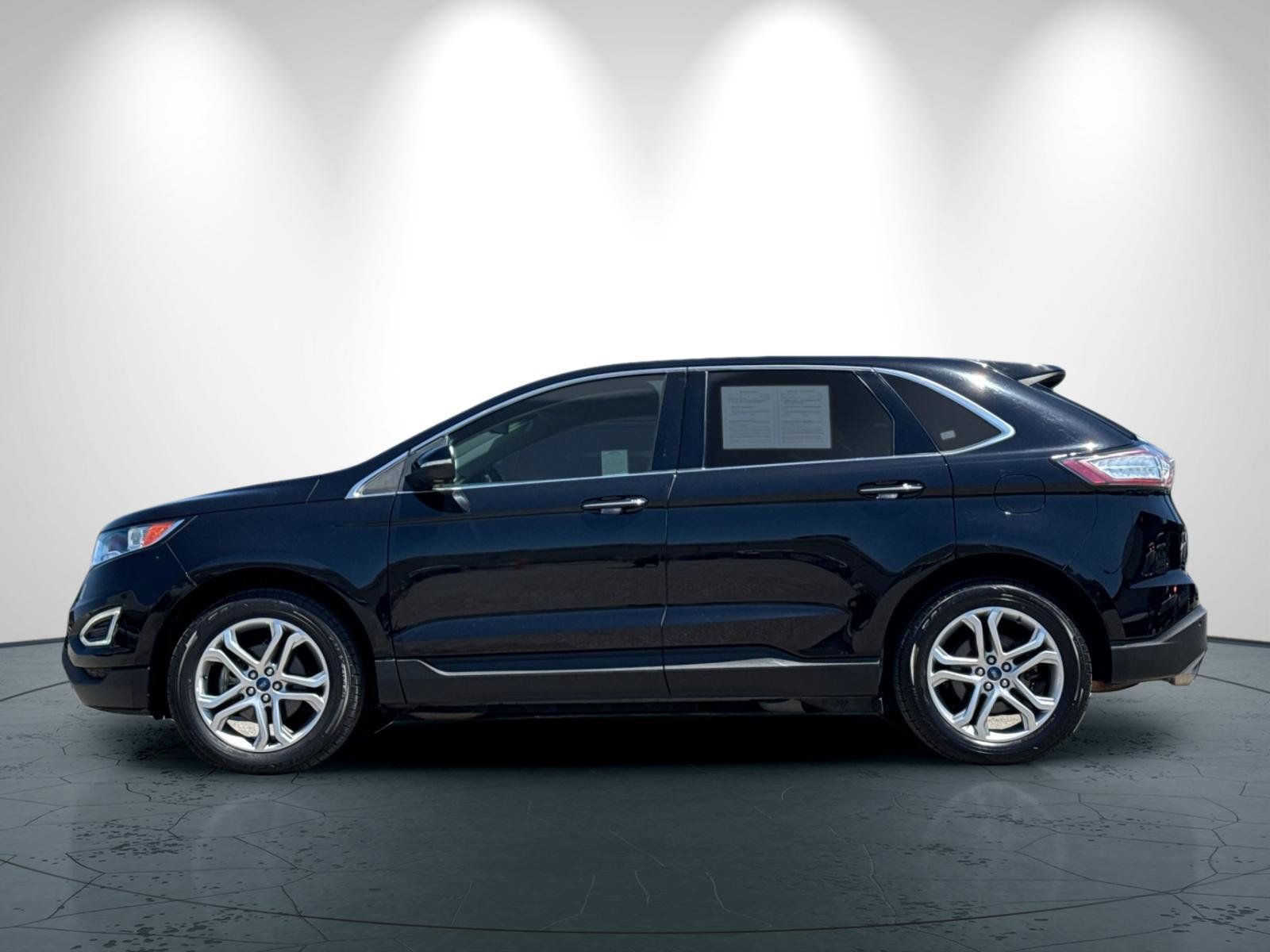 Used 2017 Ford Edge Titanium FWD image 7