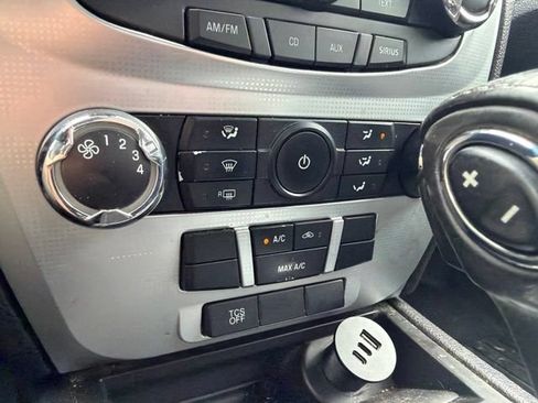 Used 2011 Ford Fusion SE w/ 202A Rapid Spec Order Code FWD image 32