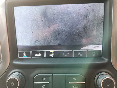 Used 2022 Chevrolet Silverado 1500 LT Trail Boss w/ Convenience Package II image 26