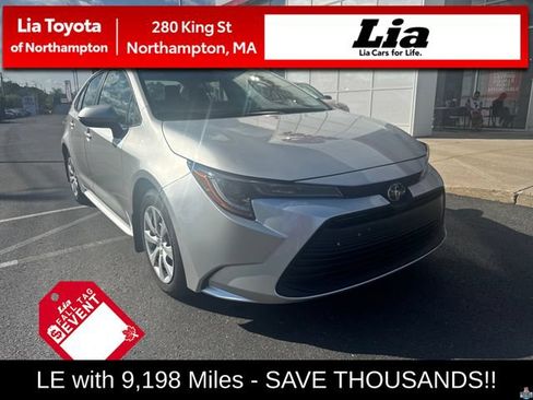 Used 2024 Toyota Corolla LE FWD image 1