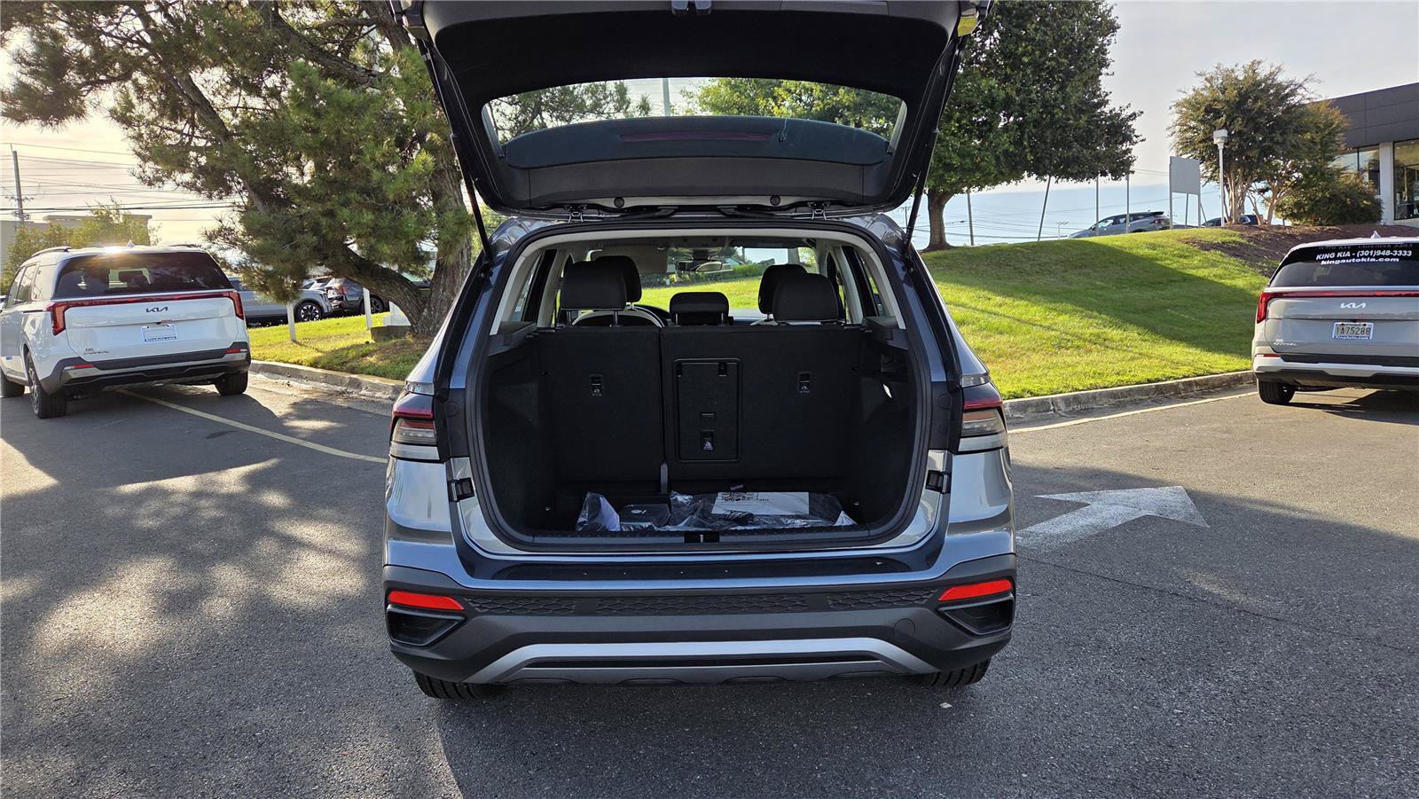 New 2027 Volkswagen Taos S FWD image 5