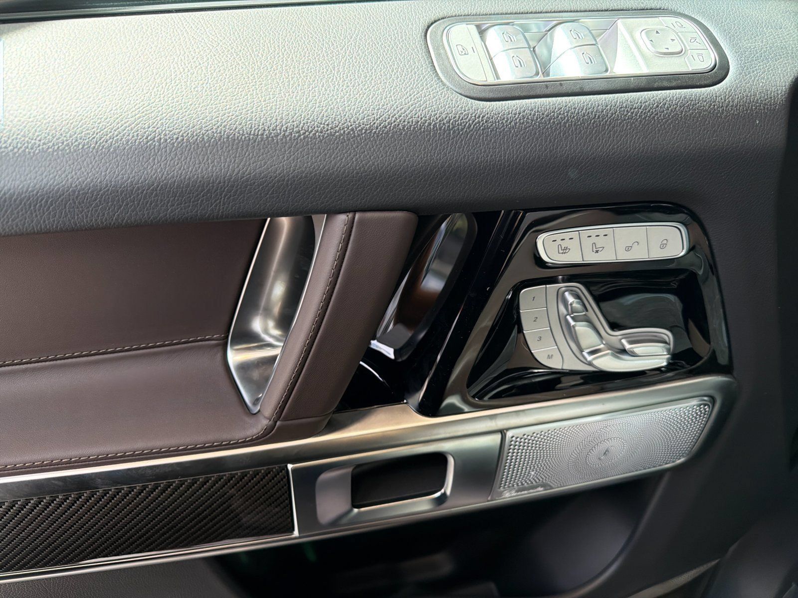 New 2027 Mercedes-Benz G 580 e image 8