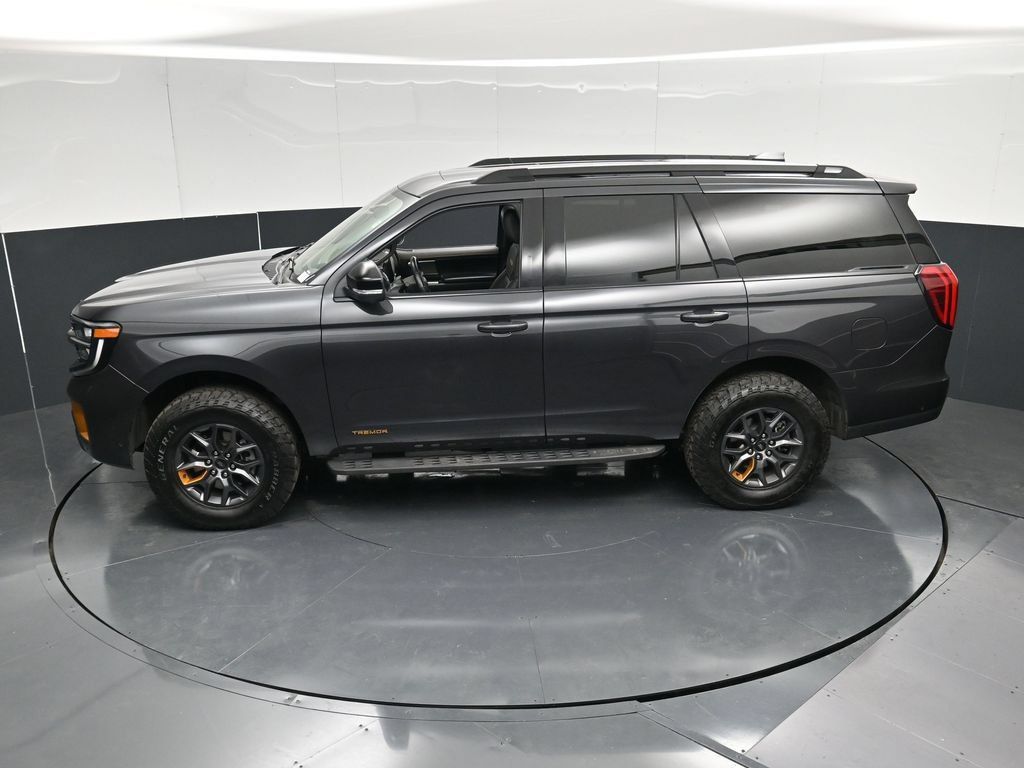 Used 2025 Ford Expedition Tremor AWD/4WD image 52