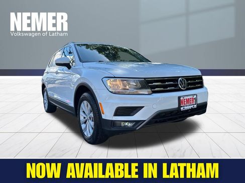 Used 2018 Volkswagen Tiguan SE AWD/4WD image 5