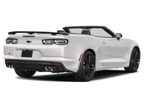 Used 2024 Chevrolet Camaro LT RWD image 2