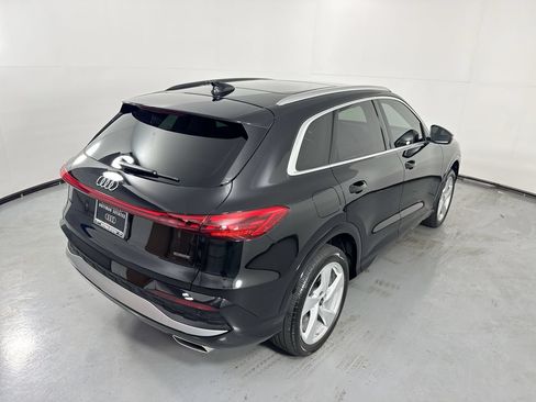 Used 2025 Audi Q5 Premium Plus w/ Premium Plus AWD/4WD image 7