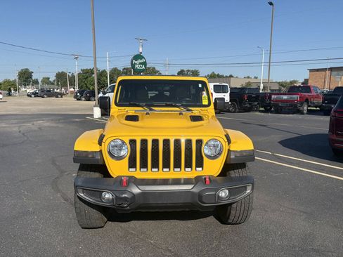 Used 2018 Jeep Wrangler Unlimited Rubicon w/ Dual Top Group AWD/4WD image 11