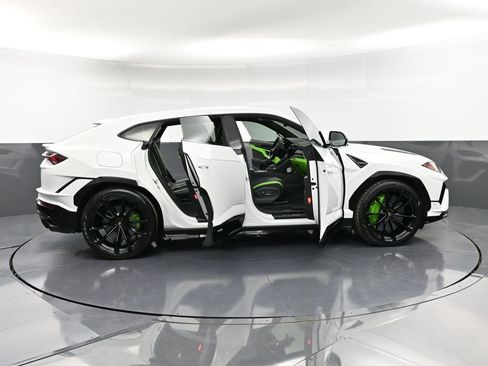 Used 2024 Lamborghini Urus S image 41