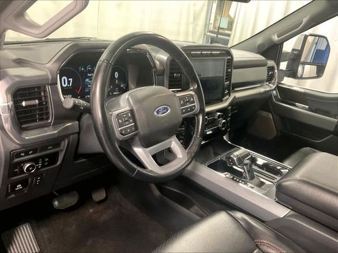 Used 2022 Ford F150 Lariat w/ Equipment Group 502A High image 16