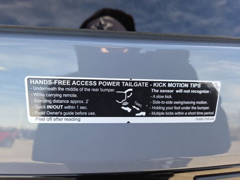 Used 2025 Honda Pilot Elite image 12