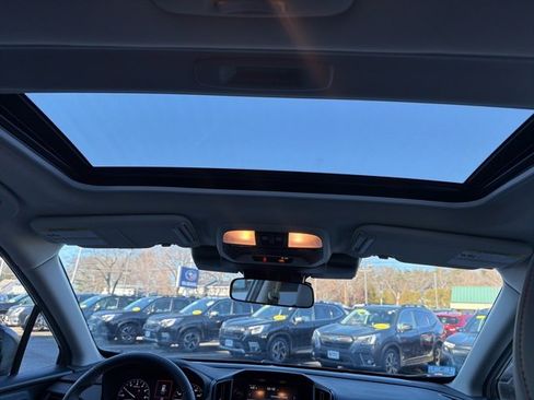 Certified 2025 Subaru Crosstrek 2.5i Limited image 27