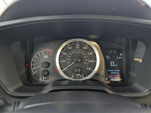 Used 2022 Toyota Corolla LE image 27