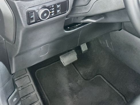 Used 2025 Ford Escape Platinum AWD/4WD image 17