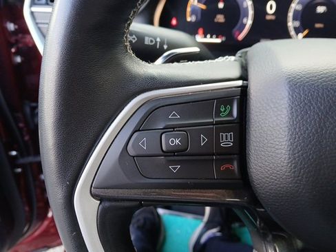 Certified 2022 Jeep Grand Cherokee L Laredo image 32