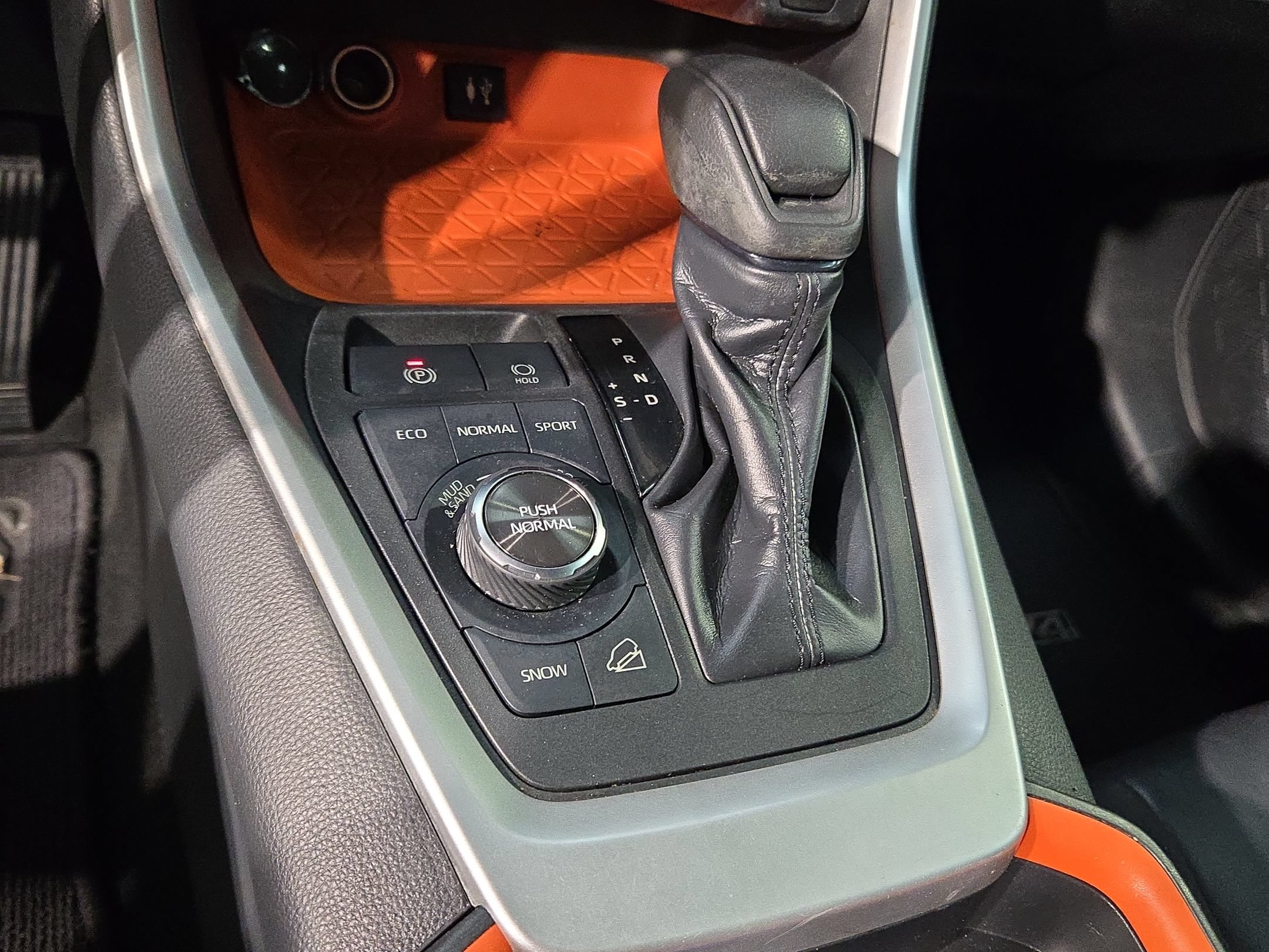 Used 2019 Toyota RAV4 Adventure AWD/4WD image 33