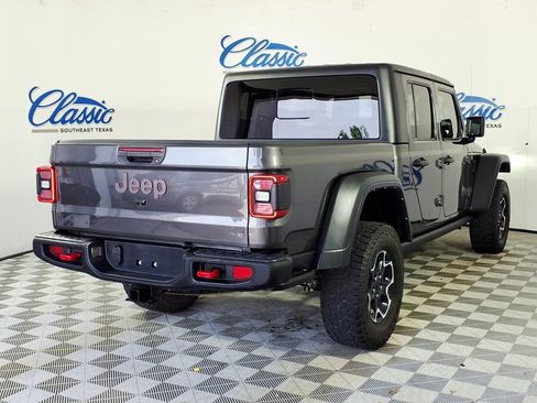 Used 2023 Jeep Gladiator Rubicon w/ LED Lighting Group AWD/4WD image 7