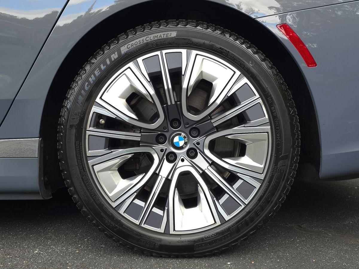 Used 2024 BMW i7 xDrive60 AWD/4WD image 78
