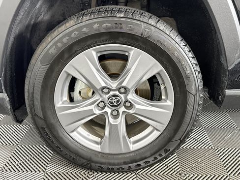 Used 2023 Toyota RAV4 LE AWD/4WD image 64