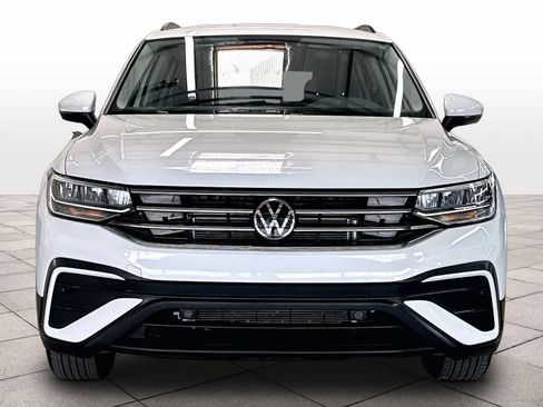 Used 2023 Volkswagen Tiguan S w/ Driver Assistance Package FWD image 2