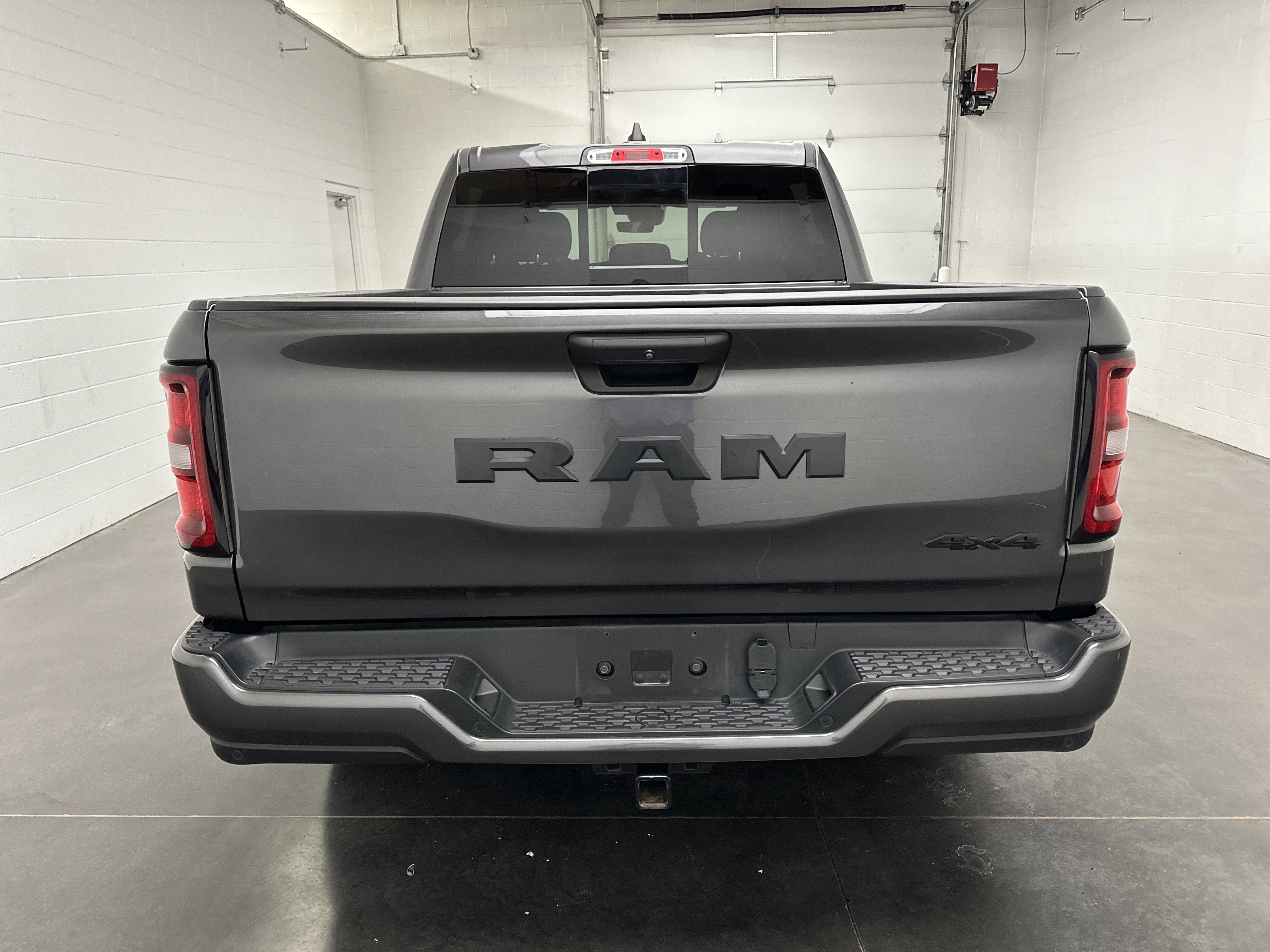 Used 2025 RAM 1500 Tradesman w/ Night Edition AWD/4WD image 10