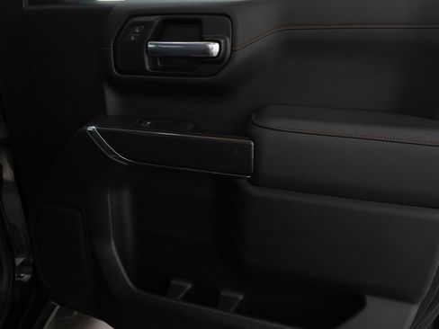 Used 2021 GMC Sierra 1500 AT4 image 9