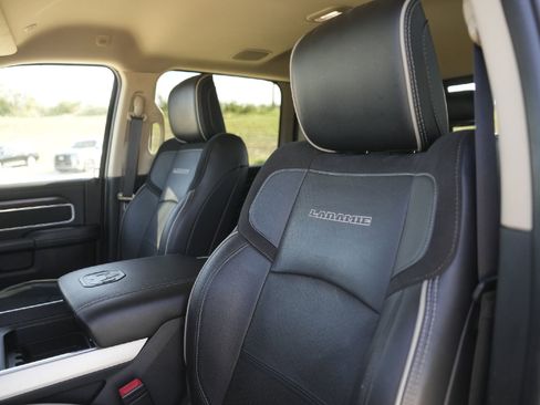 Used 2022 RAM 3500 Laramie image 10