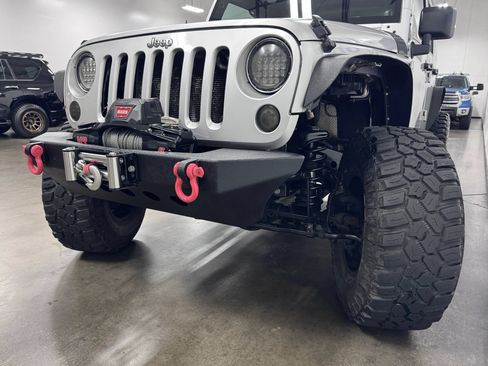 Used 2007 Jeep Wrangler Unlimited Sahara w/ Trailer Tow Group AWD/4WD image 20