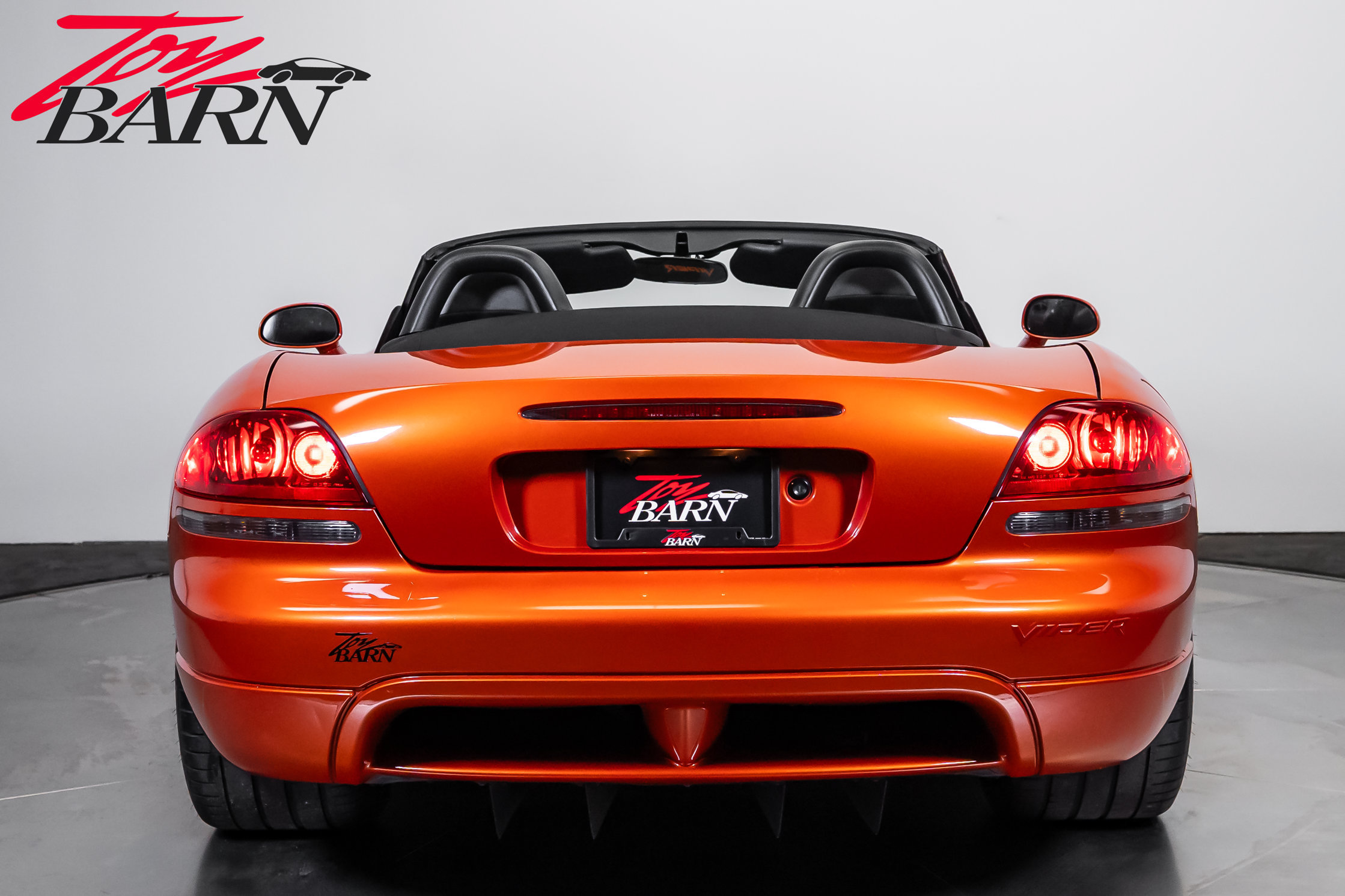 Used 2005 Dodge Viper SRT-10 w/ Copperhead Edition Group RWD image 4