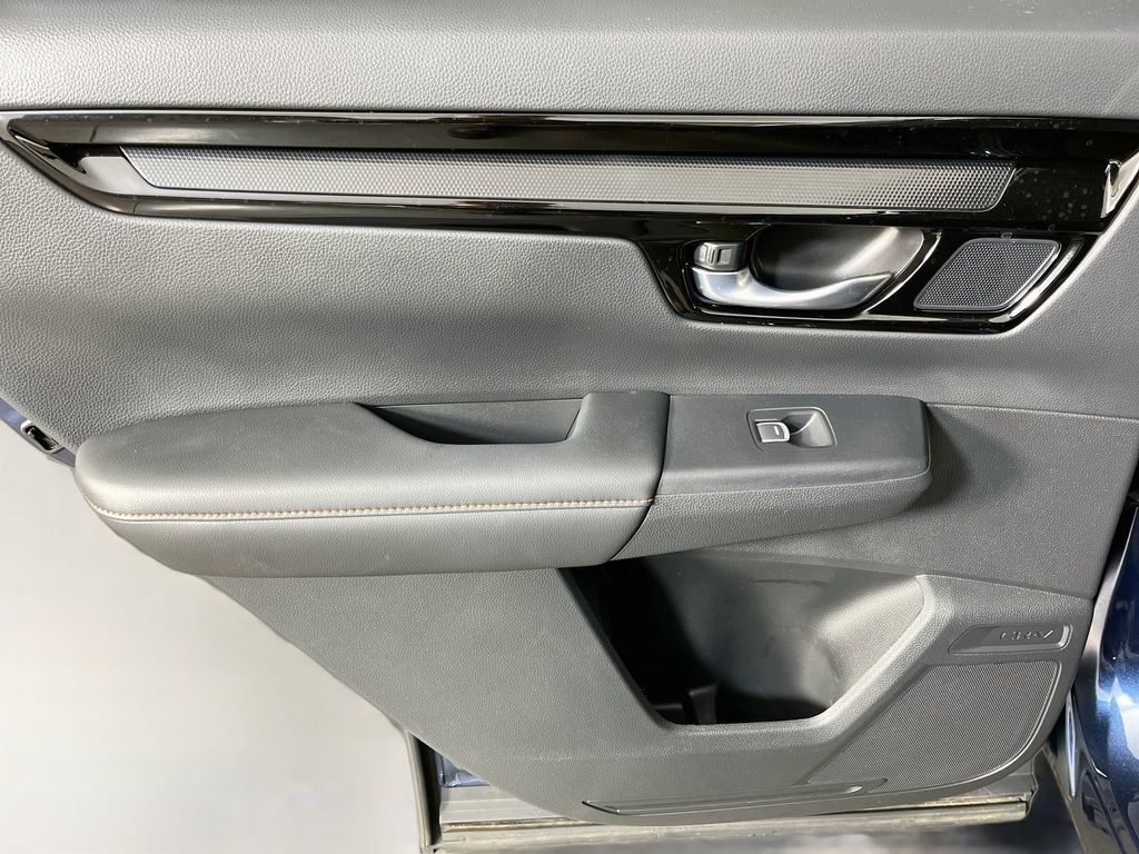 Used 2024 Honda CR-V Sport Touring image 29