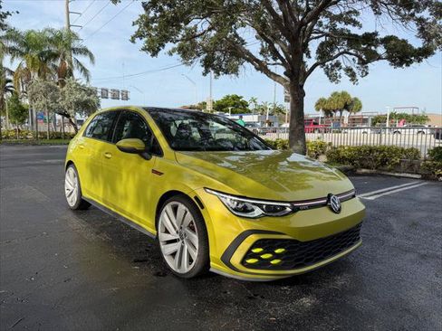 Used 2022 Volkswagen GTI Autobahn FWD image 9