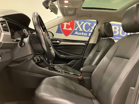 Used 2019 Volkswagen Jetta SE image 26