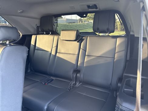 Used 2024 Toyota Sequoia Limited w/ Tow Technology Package AWD/4WD image 34