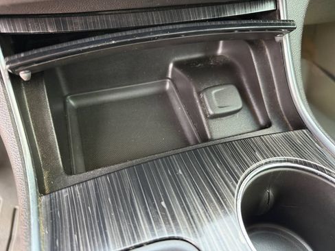 Used 2017 Chevrolet Impala Premier FWD image 22