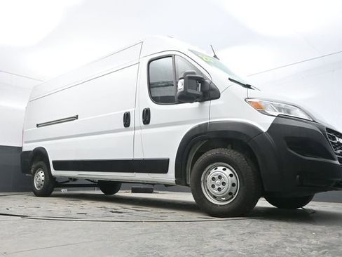 Used 2023 RAM ProMaster 2500 image 29