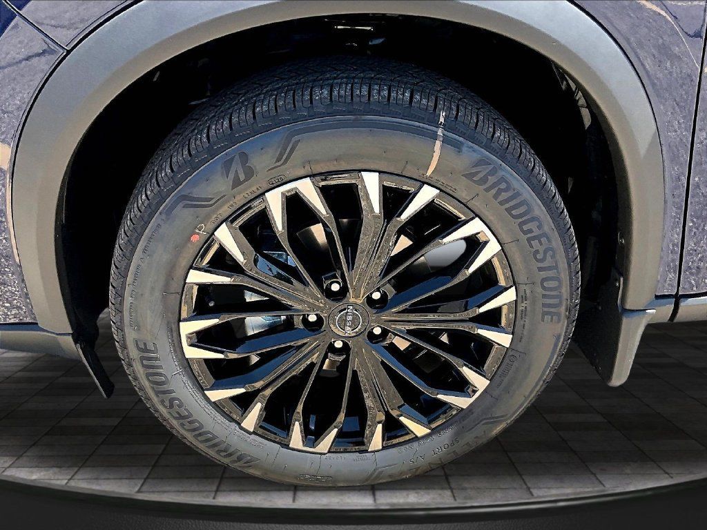 Used 2026 Nissan Rogue Dark Armor AWD/4WD image 13