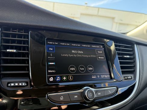 Used 2022 Buick Encore Preferred w/ Safety Package image 27