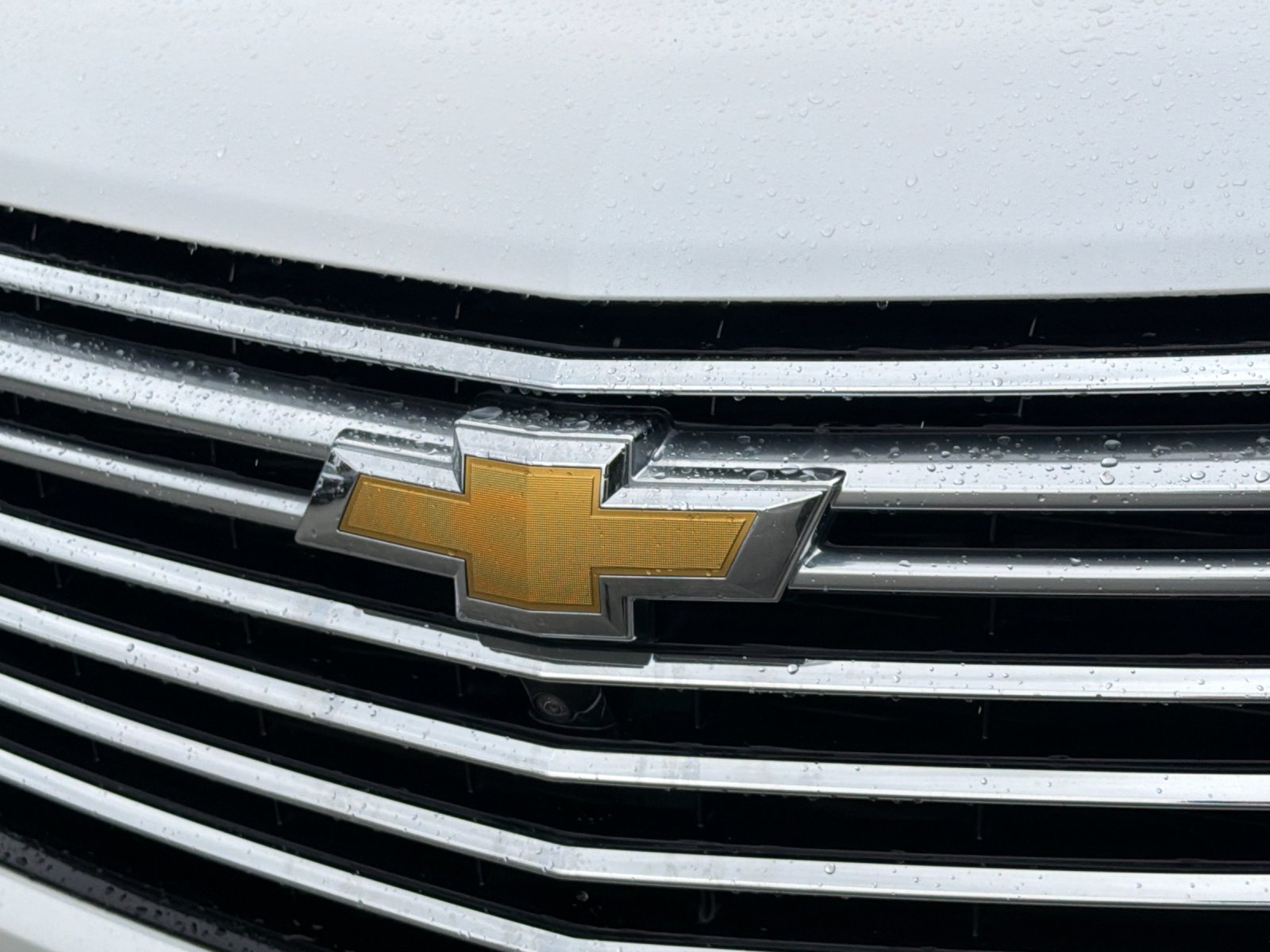 Used 2023 Chevrolet Traverse Premier FWD image 39