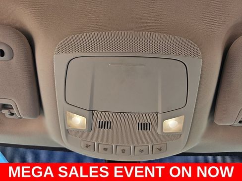 Used 2022 Ford Edge Titanium w/ Equipment Group 301A AWD/4WD image 32