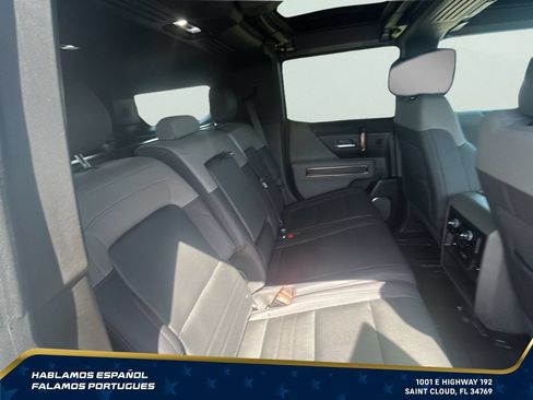Certified 2025 GMC Hummer EV 2X w/ LPO, Sport Package AWD/4WD image 31