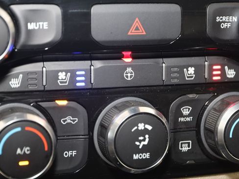 Used 2022 RAM 1500 Laramie RWD image 8