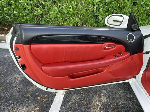 Used 2007 Lexus SC 430 Convertible RWD image 29