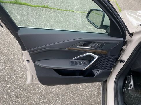 New 2026 BMW X1 xDrive28i AWD/4WD image 13