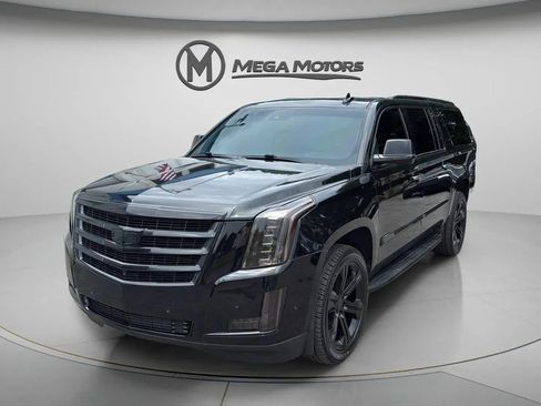 Used 2018 Cadillac Escalade ESV Luxury RWD image 1