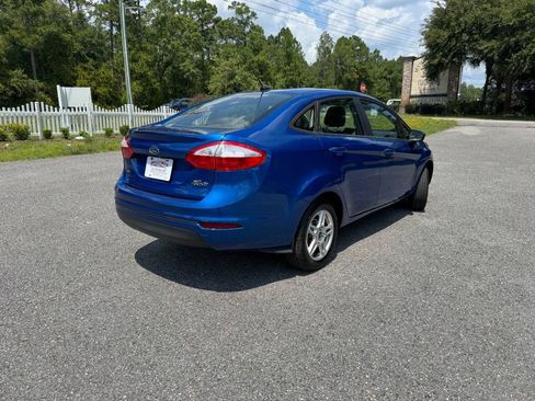 Used 2018 Ford Fiesta SE FWD image 34