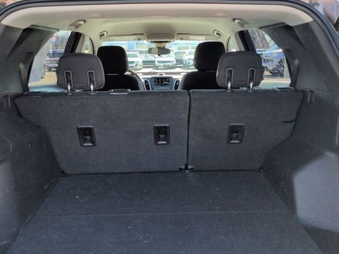 Used 2019 Chevrolet Equinox LT w/ Driver Convenience Package image 26