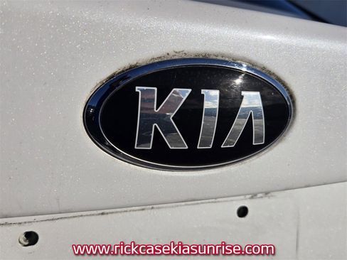 Used 2017 Kia Optima LX image 8