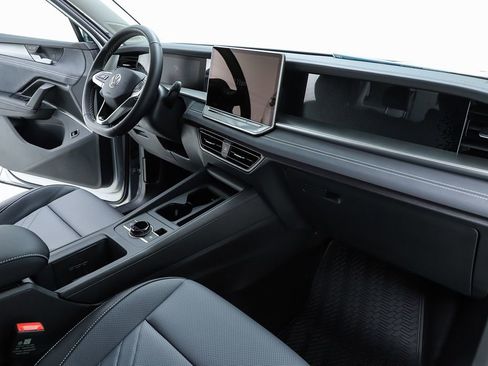 New 2026 Volkswagen Tiguan SE image 71