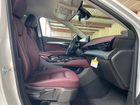 Used 2024 Buick Envision Sport Touring AWD/4WD image 21