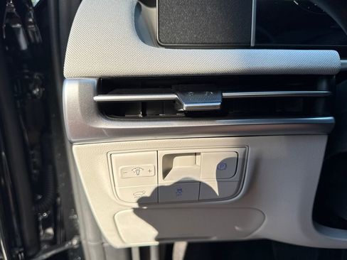 New 2026 Hyundai Tucson Limited FWD image 21