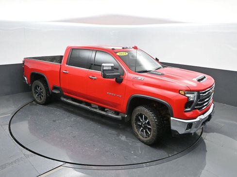 Used 2024 Chevrolet Silverado 2500 LTZ w/ LTZ Premium Package image 45